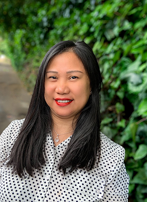 Jeannette Dapon